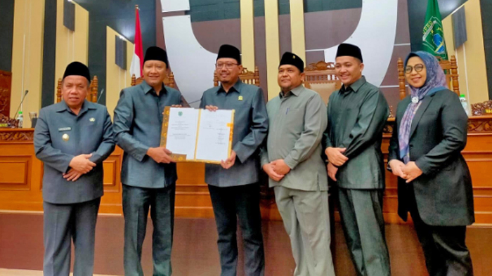 pengesahan-kupa-ppas-perubahan-2023-kabupaten-pasuruan.jpg