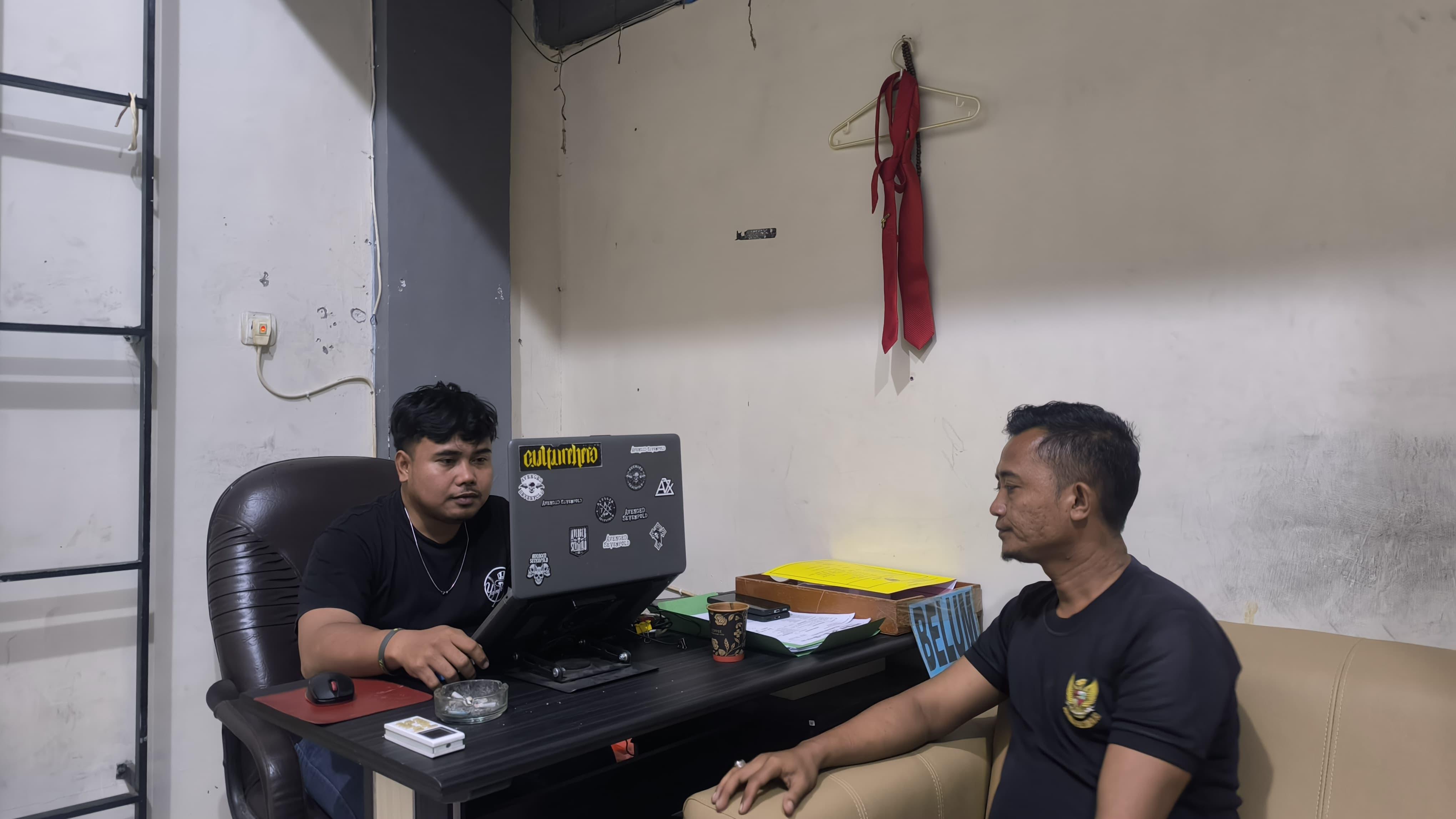 penipuan-jadi-polisi-dan-pns.jpg