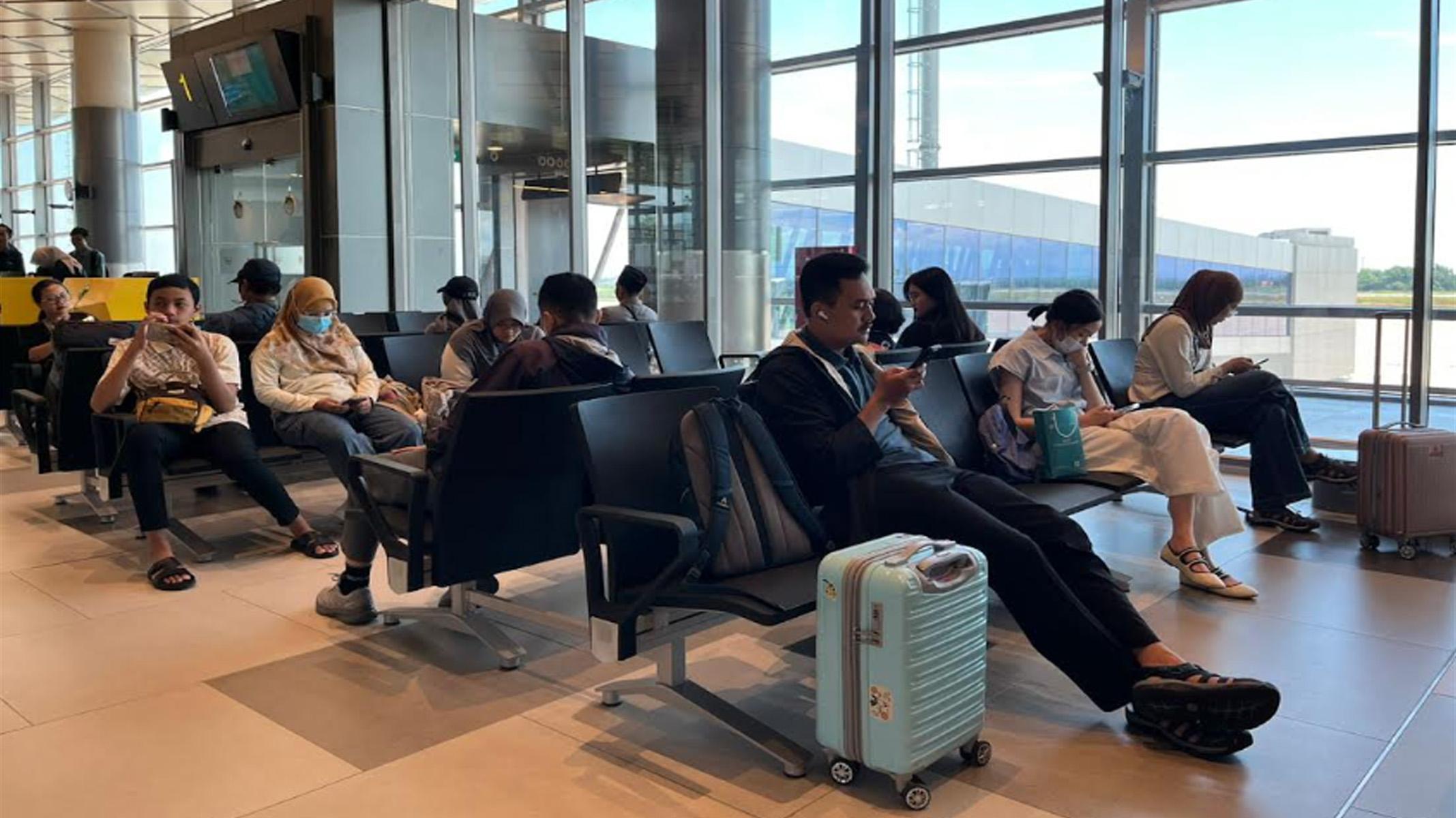 penumpang-bandara-dhoho-kediri-18032026.jpg