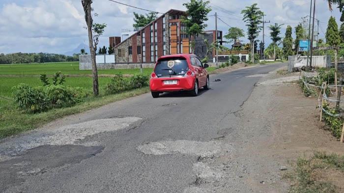 DAK Fisik Tidak Cukup Perbaiki 300 KM Jalan Rusak, Pemkab Trenggalek Utang Ke PT SMI Rp 106 Miliar