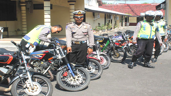 Hendak Hadiri Acara Komunitas, Belasan Motor RX King Dijaring Polisi