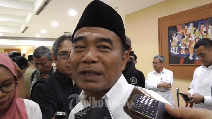ppdb-sma-dan-smp-2019-banjir-protes-mendikbud-muhadjir-effendy-sistem-zonasi-lebih-adil.jpg