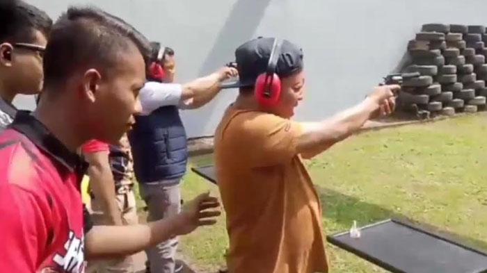 Rangkaian Hari Pers Nasional, Polres Tulungagung Gelar Lomba Menembak untuk Wartawan