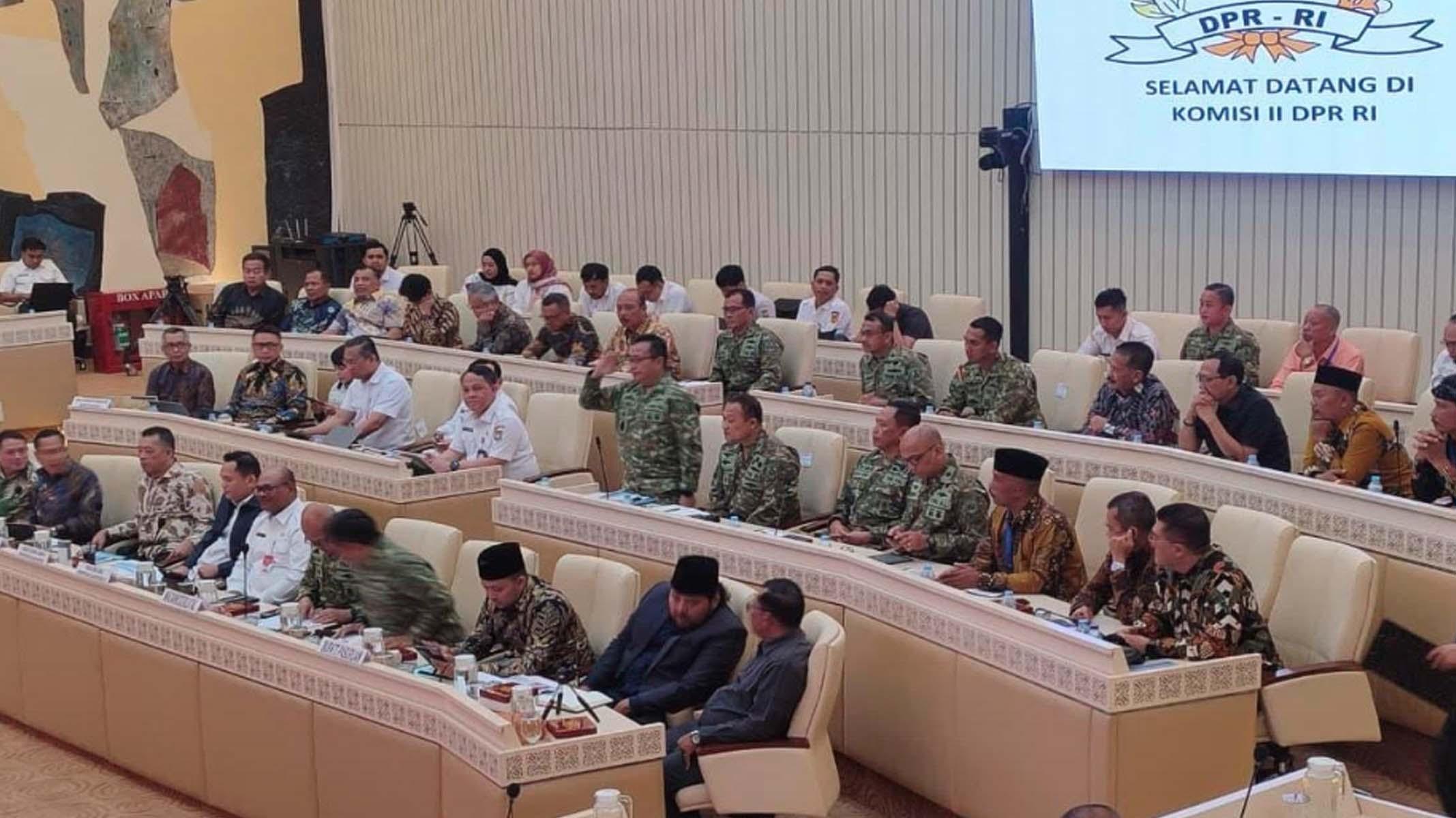 rapat-dengar-pendapat-DPR-RI.jpg