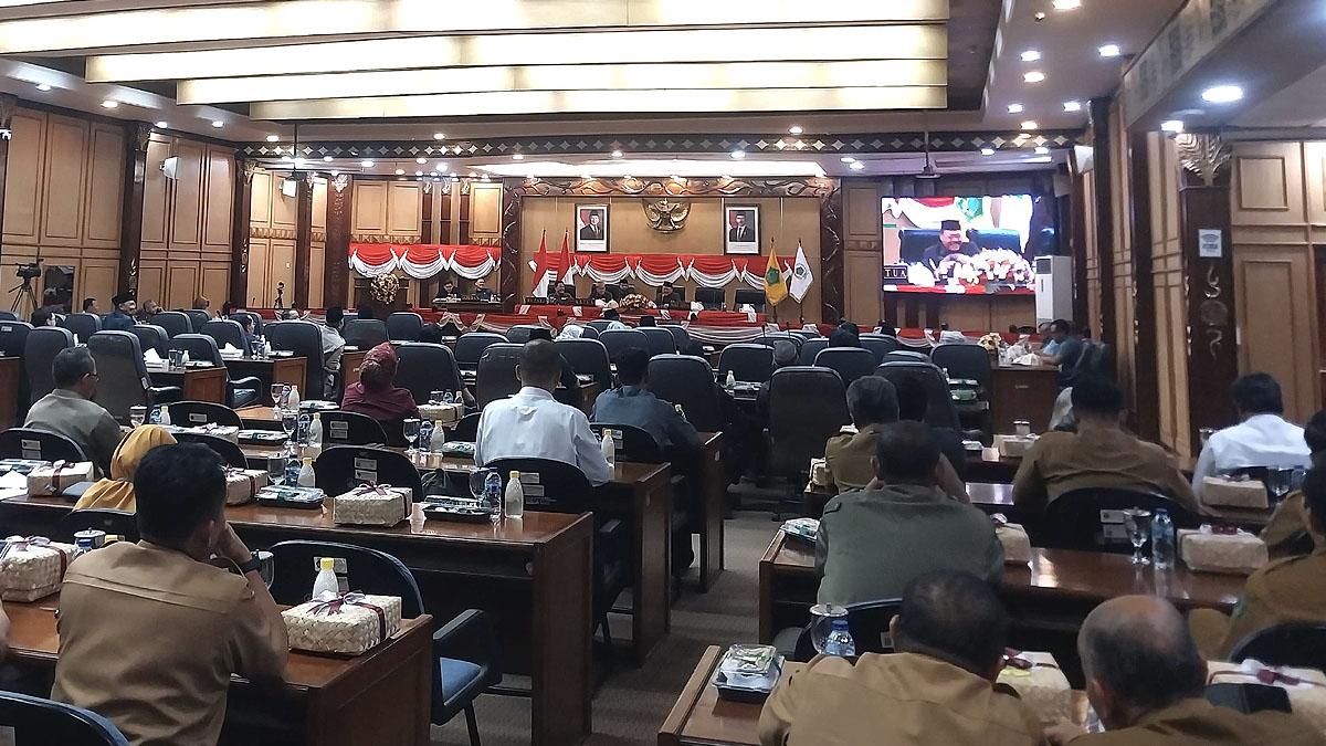 rapat-paripurna-DPRD-Sidoarjo-Jatim-15122025.jpg