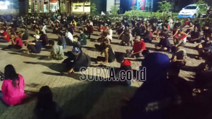 Masih Banyak yang Bandel saat PSBB, Ratusan Warga Sidoarjo Terjaring Razia Jam Malam