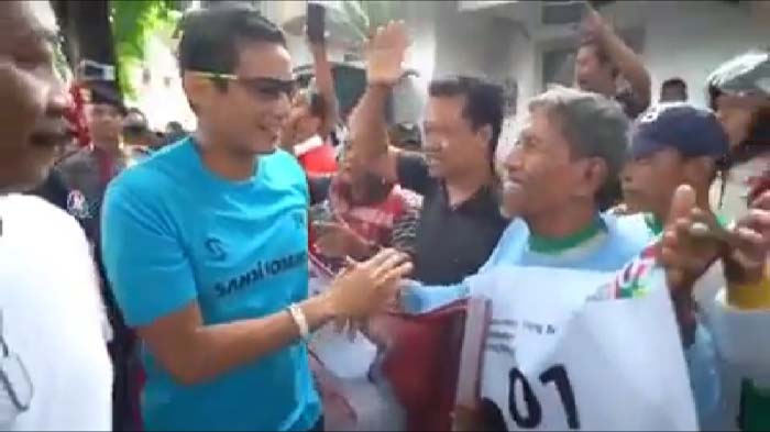 Reaksi Mengejutkan Sandiaga Uno saat Disambut Teriakan Jokowi oleh Warga di Bojonegoro