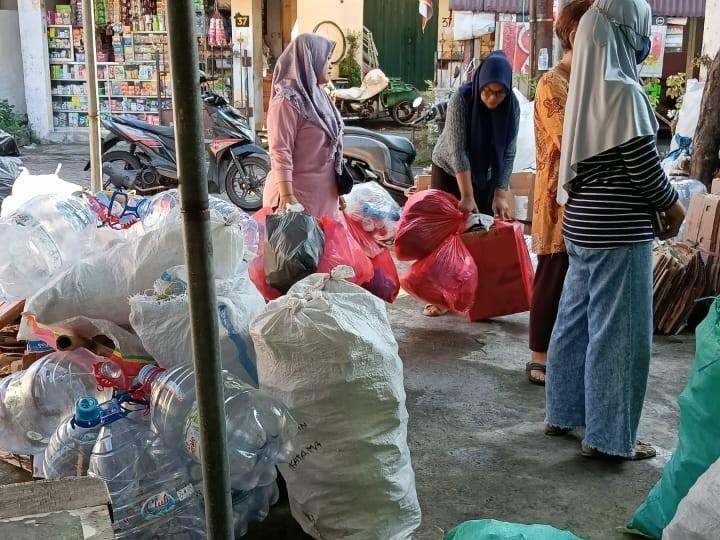 rejisih-menur-sampah-kelolah.jpg