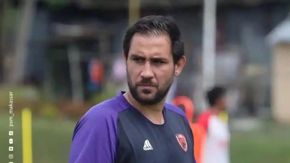 renato-asisten-pelatih.jpg