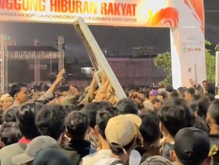 Evaluasi Kericuhan Konser Denny Caknan di SUBEC, Eri Cahyadi Selidiki Penyebab Gerbang Ambruk - Surya.co.id