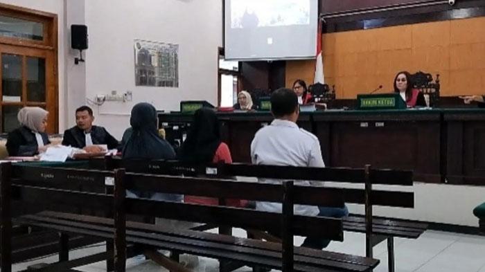 sidang-Polwan-Mojokerto-bakar-suaminya.jpg