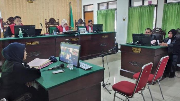 sidang-dua-polisi-pengedar-narkoba-di-PN-Kabupaten-Madiun.jpg