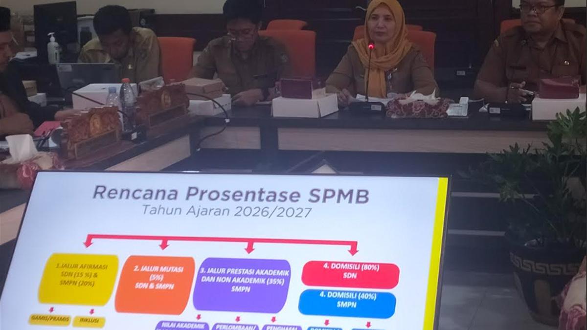 siswa-baru-dalam-seleksi-penerimaan-murid-baru-SPMB.jpg