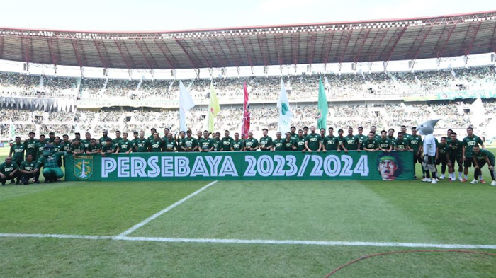 surabaya/skuad-persebaya-surabaya-musim-20232024.jpg