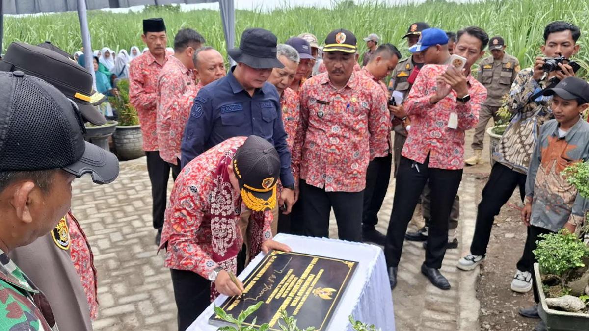 solusi-efektif-dalam-penanganan-sampah-di-Dawarblandong.jpg