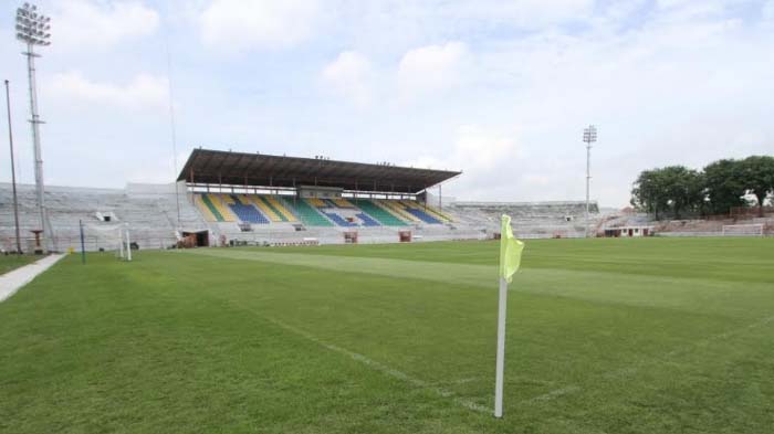 stadion-gelora-10-nopember-g10n.jpg
