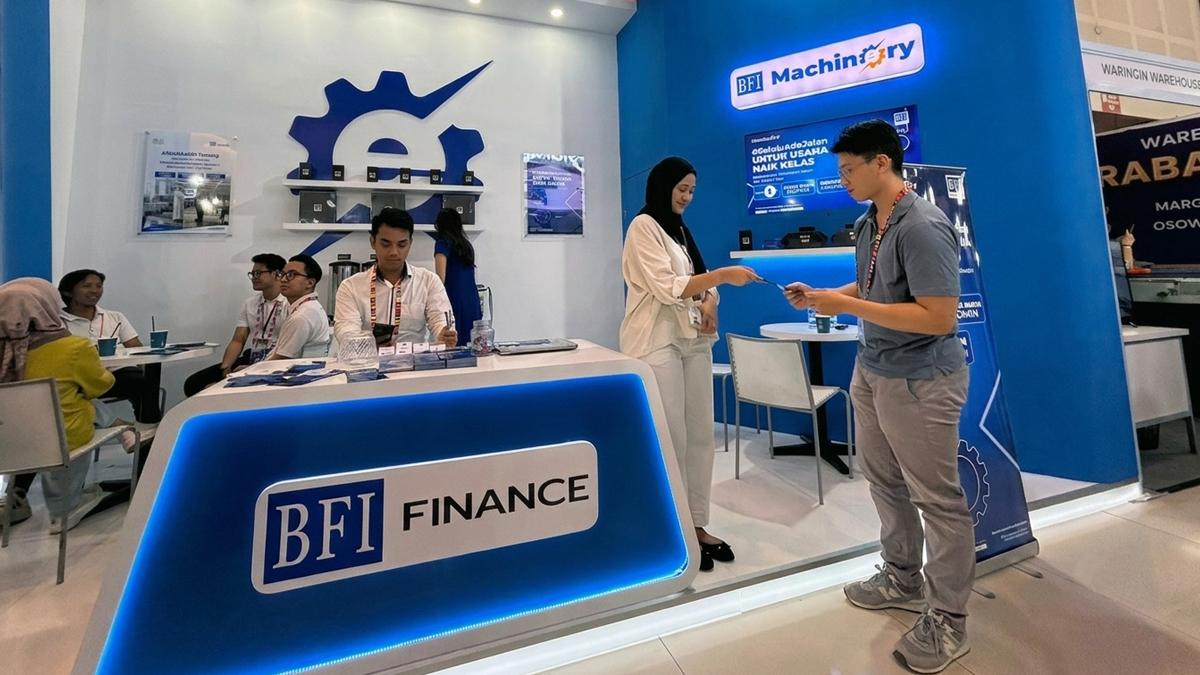 BFI Finance Tawarkan Solusi Pembiayaan Mesin di Surabaya Printing Expo 2026 - Surya.co.id