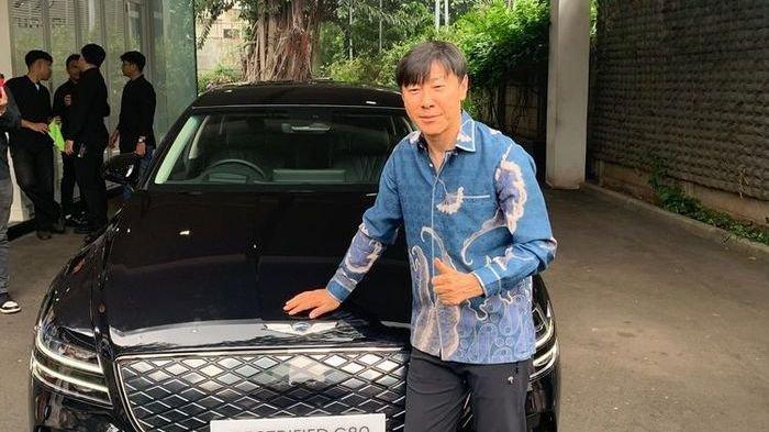 STY Pamer Mobil Baru Hyundai, Genesis G80 Electrified Versi LWB, Intip Harganya