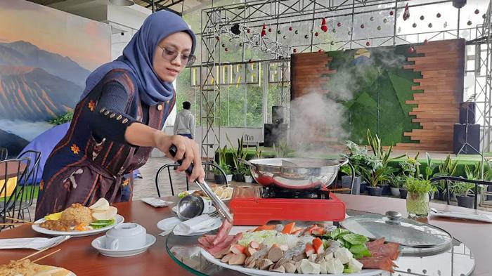 Hangatnya Kuliner Sukiyaki Ala Jepang Jadi Santapan Favorit di Lereng Bromo Hotel Pasuruan
