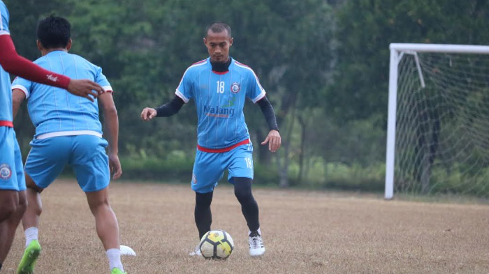 Sunarto Resmi Kembali Gabung Singo Edan, Ini Kata Pelatih Milan Petrovic