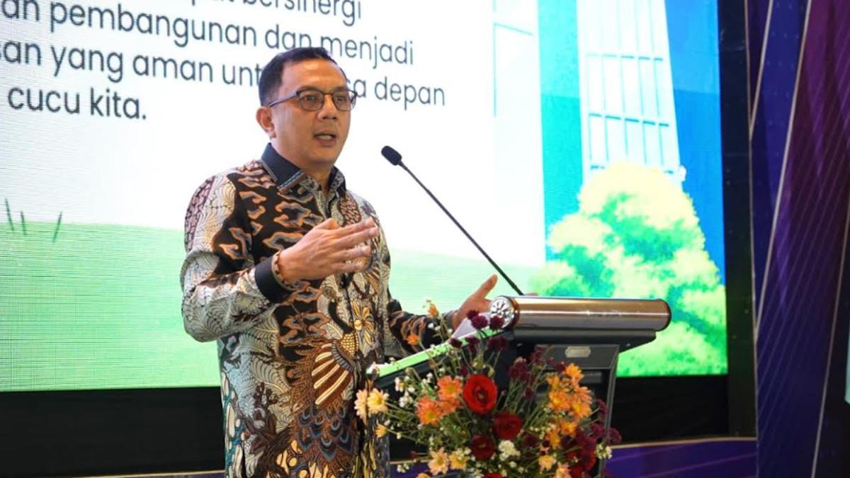 Deni Wicaksono Beberkan Ketimpangan Pendidikan dan Tantangan Digital di Jawa Timur
