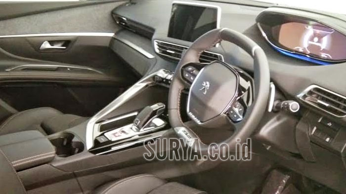 teknologi-park-assist-di-peugeot-5008.jpg
