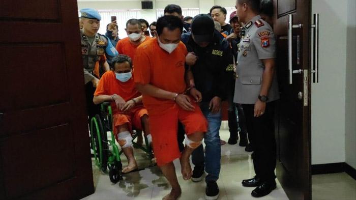 Menguras Tabungan Nasabah 48 Kali, 3 Komplotan Pencuri Ganjal ATM Ditembak di Gresik