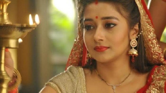 Tina Dutta 'Uttaran' Tampil Hot Bareng Pria Ini Bikin Shock Penggemarnya di Indonesia