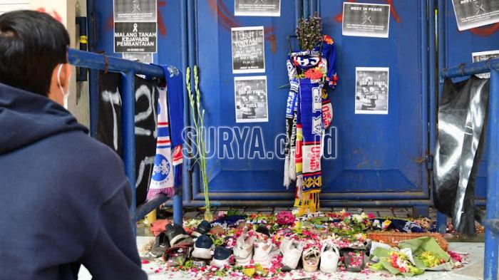 tribun-12-antara-Arema-FC-VS-Persebaya-Surabaya-Sabtu-1102022.jpg