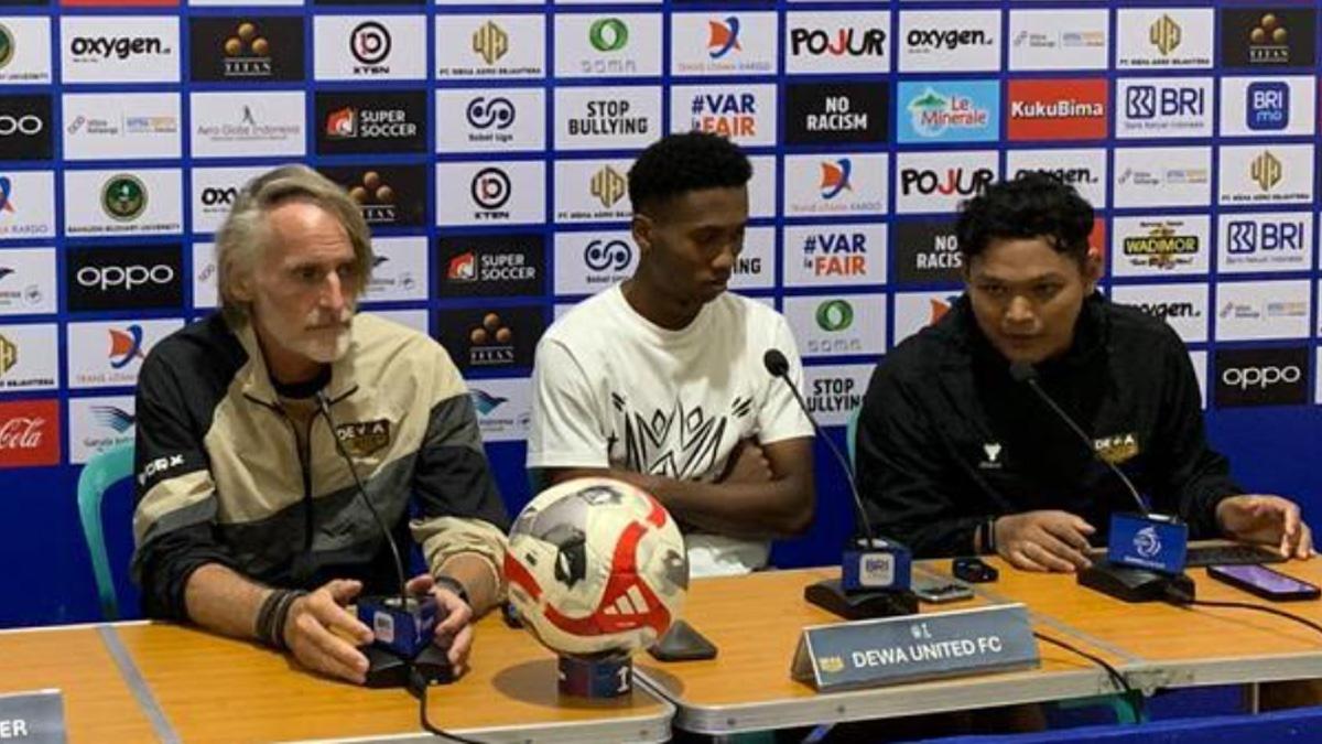 tuan-rumah-Madura-United-di-Stadion-Gelora-Bangkalan-Sabtu-2542026-sore.jpg