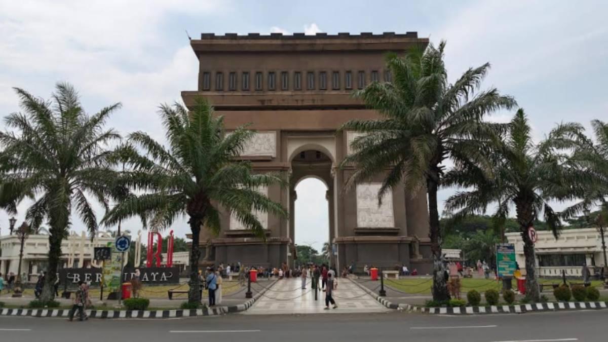 umlah-kunjungan-wisata-di-berbagai-destinasi-di-wilayah-Kabupaten-Kediri.jpg