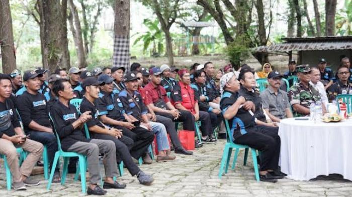 Resiko Tinggi, Ratusan Driver Mobil Sehat Lamongan Tuntut Jaminan BPJS Ketenagakerjaan