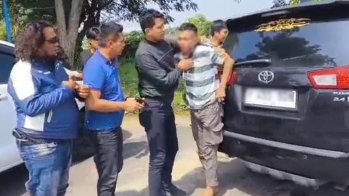 video-CCTV-nya-viral-di-medsos-pada-Senin-21042025-malam.jpg