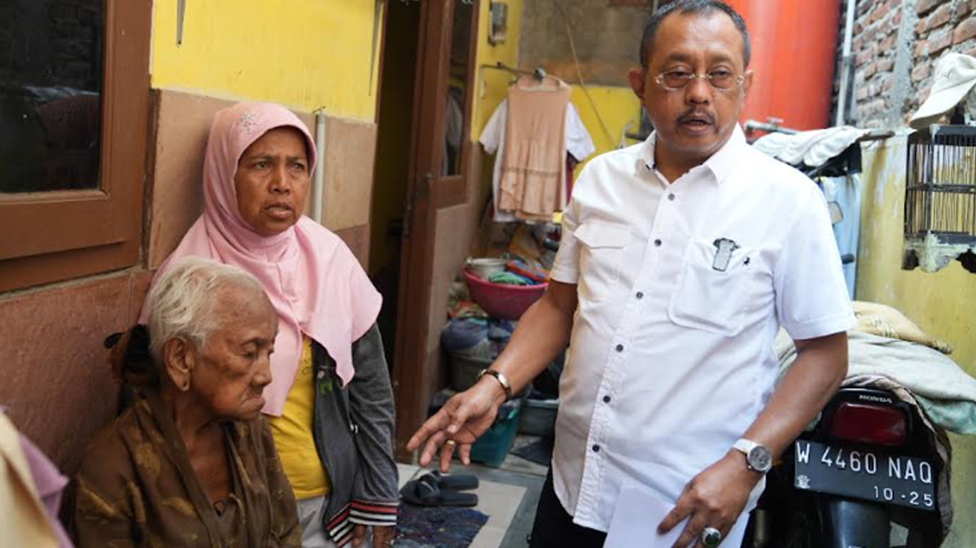wakil-wali-kota-surabaya-armuji-mbah-mursiti.jpg
