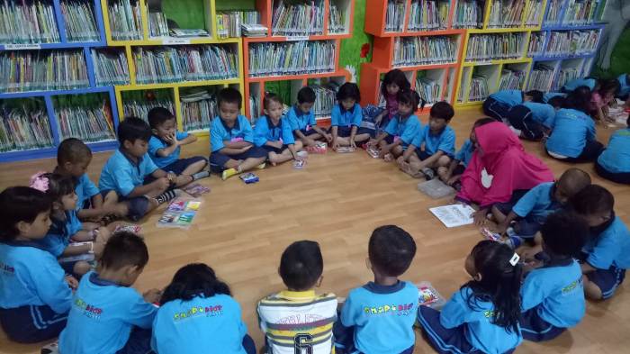 Ini Juga Manis, Katakan Cinta dengan Buku