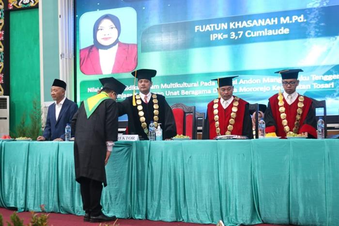 wisuda-mahasiswa-mahasiswi-Universitas-Yudharta-Pasuruan.jpg