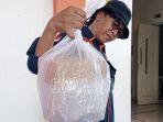 12-orang-warga-Dusun-Pasir-Desa-Junjung-Kecamatan-Kedungwaru-mengalami-keracunan.jpg