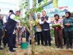 1500-petani-hutan-se-Jawa-Timur-Selasa-2762023.jpg