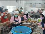 17-dapur-MBG-di-Surabaya-yang-berhasil-menyerap-ratusan-tenaga-kerja.jpg