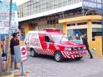 23-ambulans-angkut-korban-laka.jpg