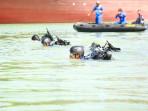 Rayakan HUT Kemerdekaan RI ke-80, 168 Personel Ditpolairud Polda Jatim Adu Skill di Laut