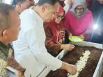 Resmikan Bank Sampah di RW 3 Bubutan Surabaya, Eri Cahyadi Sebut BisaJadi Percontohan