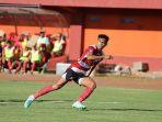 Bek-Madura-United-Koko-Ari-unya-ambisi-besar-saat-hadapi-Persib-Bandung.jpg