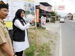 Bupati-Banyuwangi-Ipuk-Fiestiandani-mengecek-infrastruktur.jpg