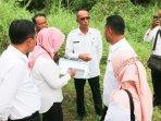 Bupati-Gresik-Fandi-Akhmad-Yani-beserta-rombongan-meninjau-lokasi.jpg