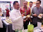 Bupati-Gresik-Fandi-Akhmad-Yani-membuka-Pasar-Djadoel-Grisse-di-GressMall-Gresikjpg.jpg