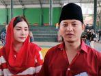 Bupati-Trenggalek-Mochamad-Nur-Arifin-Didampingi-Istrinya-Novita-Hardini-257112024.jpg