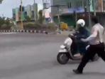 CEGAT-PELAKU-Detik-detik-aparat-kepolisian-mencegat-pelaku-curanmor.jpg