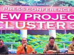 CLUSTER-3-Direktur-Java-Residence-Rachmat-Suhendra-pegang-mic-saat-menge.jpg