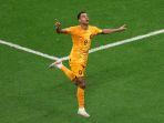 Cody-Gakpo-merayakan-gol-yang-ia-cetak-di-laga-Belanda-vs-Qatar.jpg